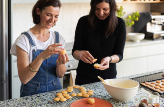 Martina’s Passion Fruit Yo-Yo Biscuits 